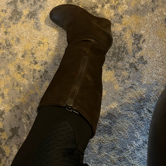 Brown leather Prada wedge boots size 36 - Picture 6 of 6